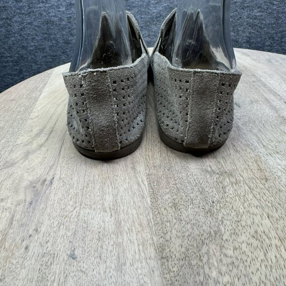Lucky Brand Carthy Perforated Suede Slip-On Loafers‎ Womens Size 8.5 Taupe - Picture 6 of 11